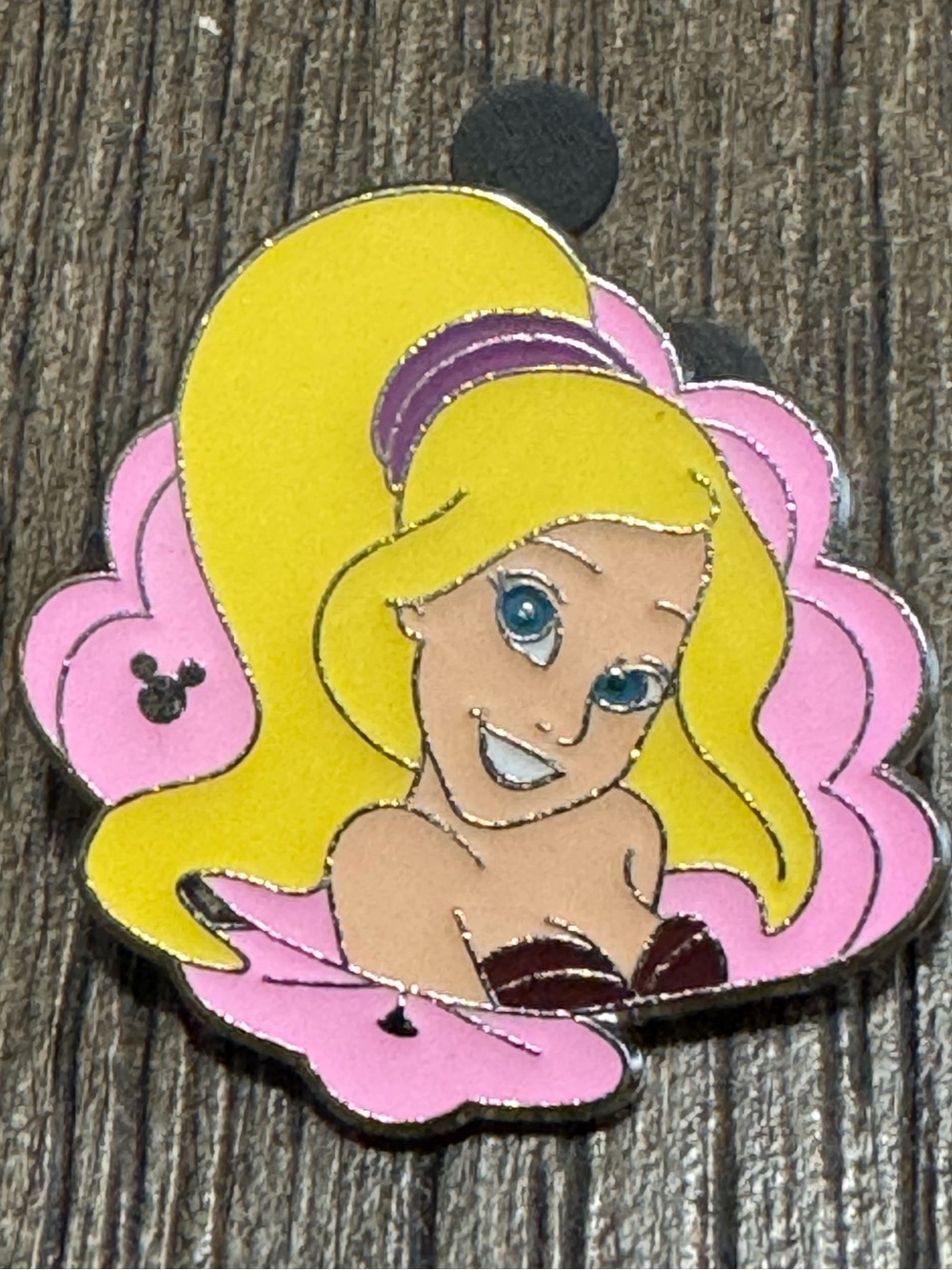 5/$25 Disney Little Mermaid Daughters of King Triton - Arista Pin